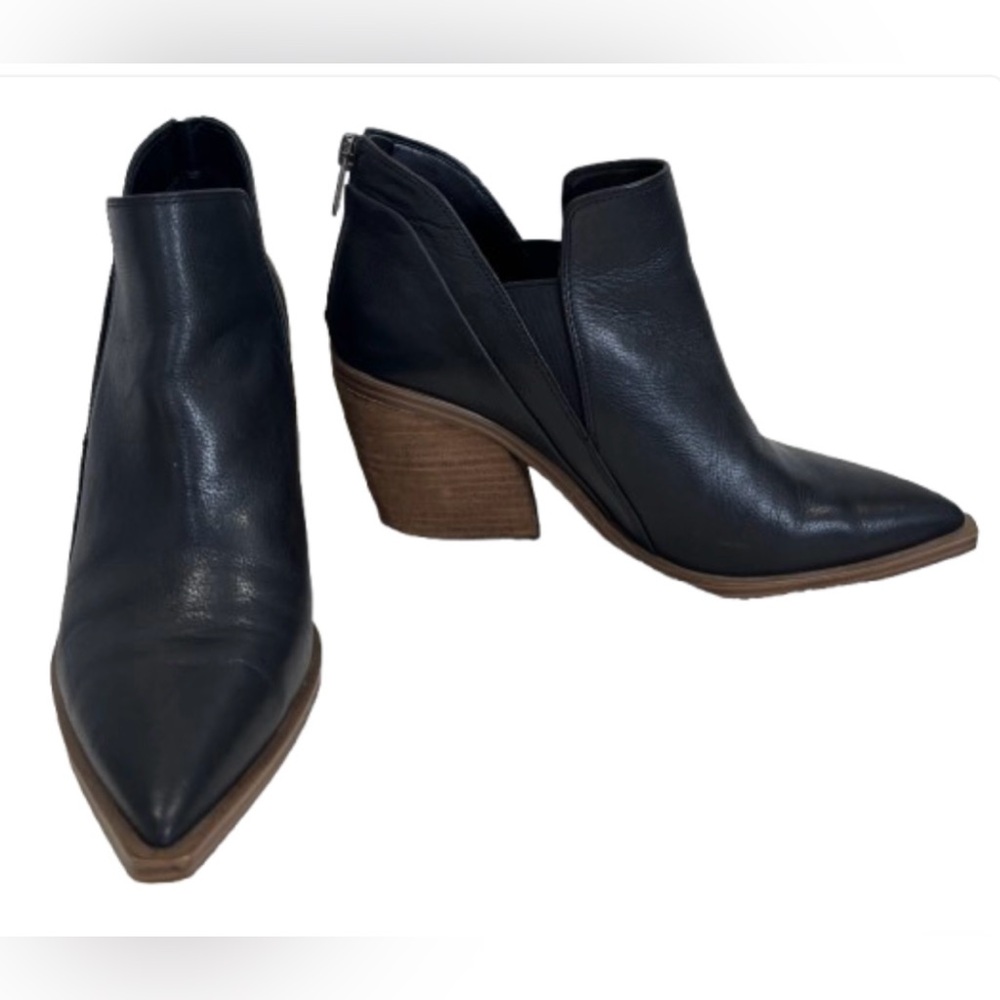 Size 9 Vince Camuto Black Leather Ankle Boots